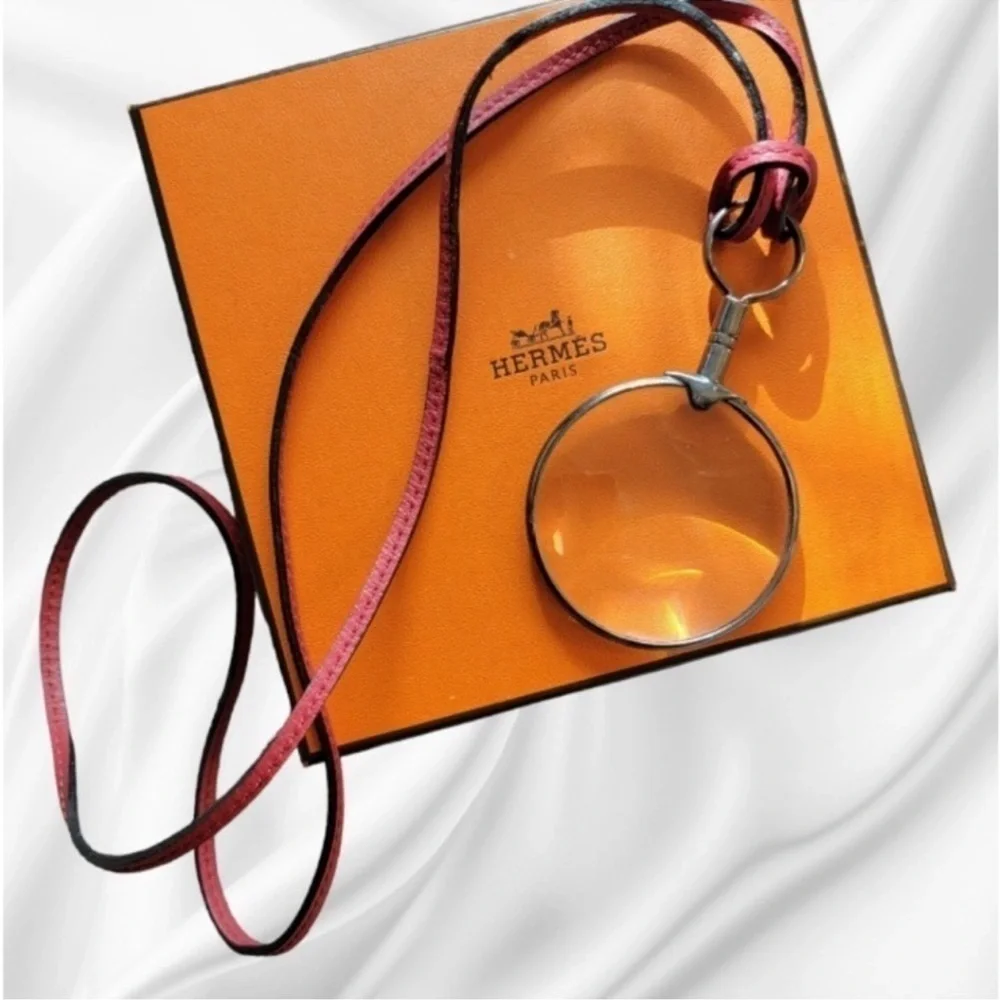 HERMES |•| VINTAGE 70’s STERLING MAGNIFYING LOUPE LANIERE